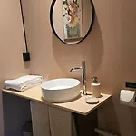 Kuben Utleie Hotel *